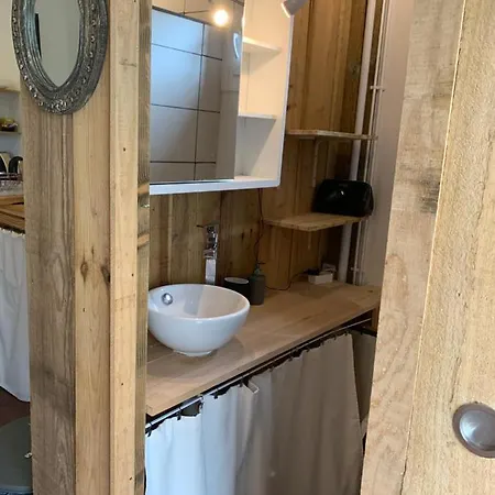 Maisonnette Landaise * Lesperon (Landes)